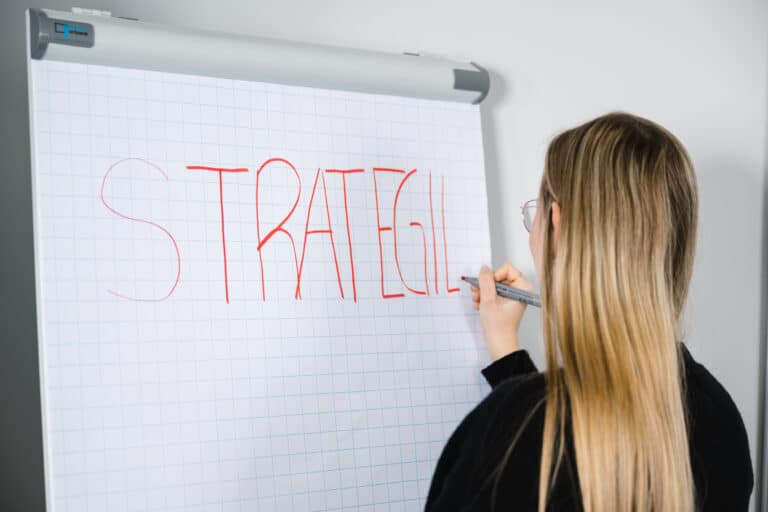 Lena am Whiteboard